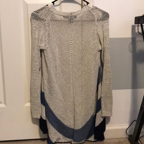 Tan and Blue Sweater - Picture 2 of 2